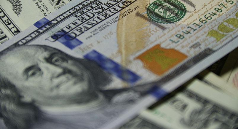 go-green-and-save-money-with-advanced-wireless-forms_savings-awf-comet-mobile-worker_vladimir-solomyani A pile of paper money