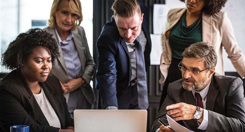 what-great-leaders-know-understanding-weakness-success_business-leadership-comet-fleet_rawpixel Business leaders discussing company operations