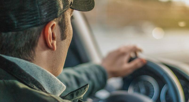 Mobile employee driving to a location