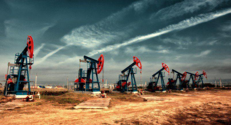 oil-field-petroleum-software-offline-connectivity Oil field