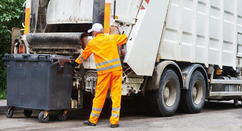recycling-and-waste-management-employee-truck-software-solution Recycling and waste management organization